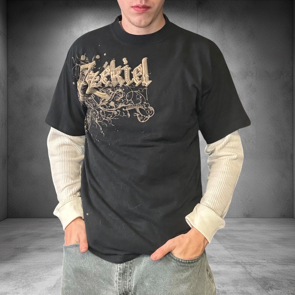 Vintage‎ Ezekiel T Shirt Black Y2K Gothic Graphic Skater Streetwear Mens Large
